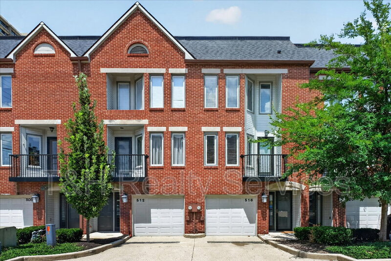 Indianapolis Townhome: 516 Lockerbie Circle North