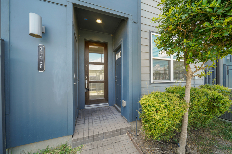 Houston House: 3006 Charline