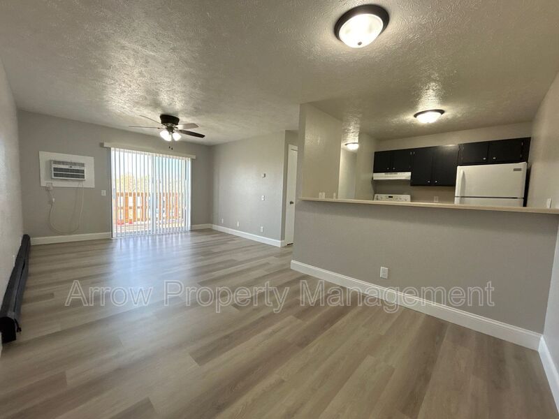 Clarinda House: 940 27th Street