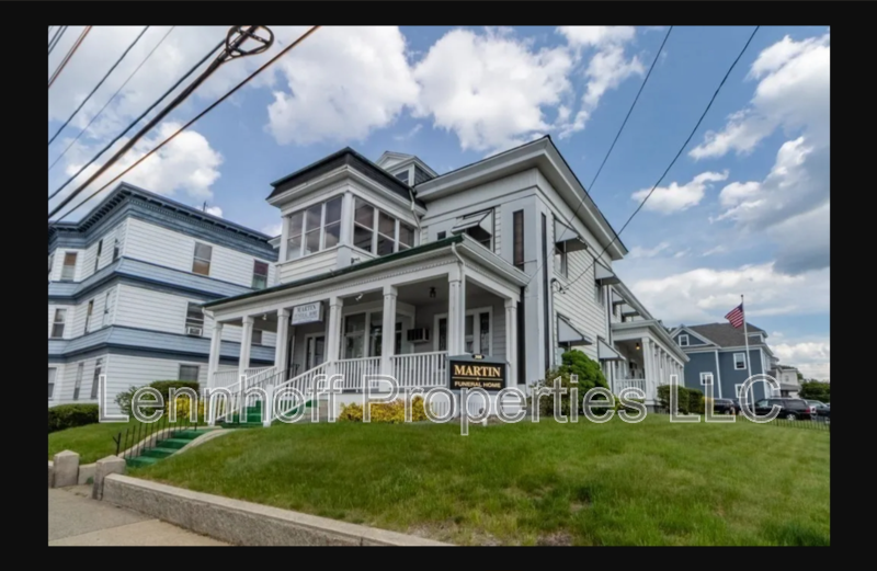 Lowell House: 308 Pawtucket Street - 4