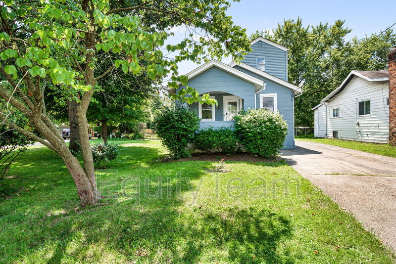 Blue Ash House: 4637 Alpine Avenue