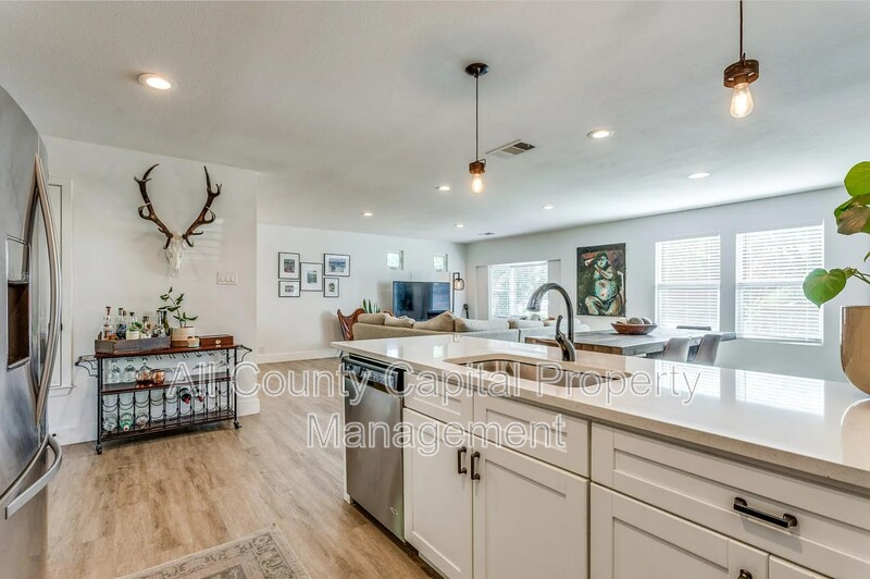 Main Rental Photo 4