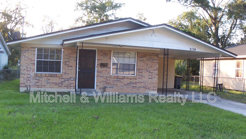 Jacksonville House: 2134 Danson St