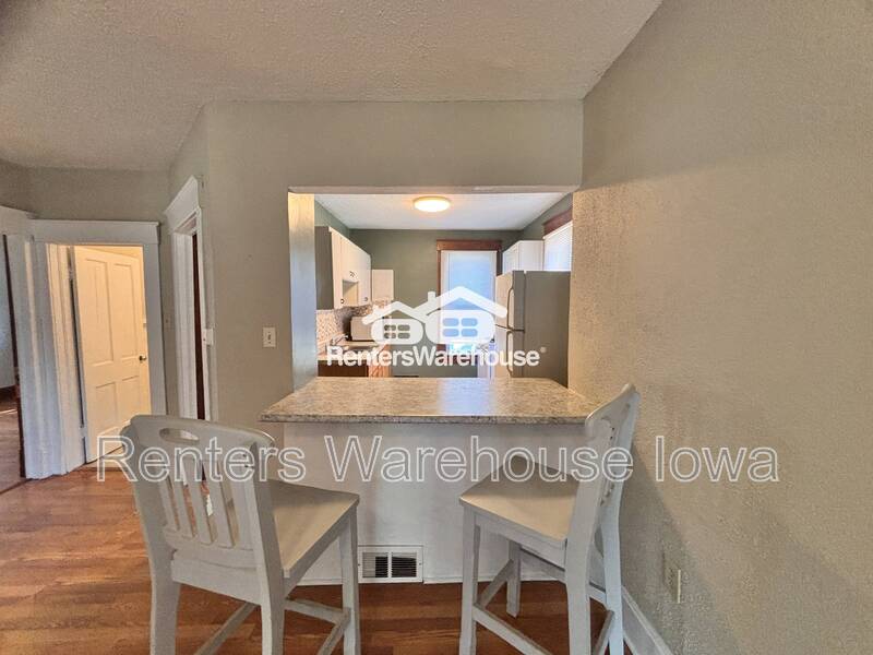 West Des Moines Condo: 416 8th St