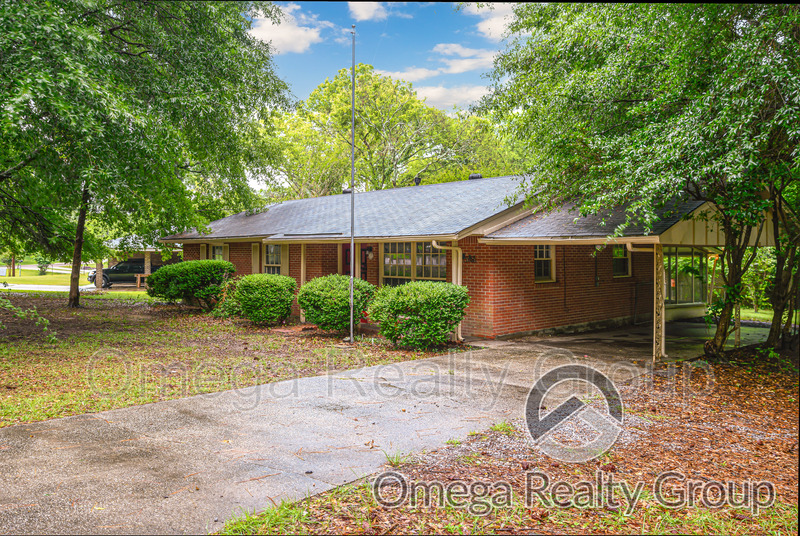 Prattville House: 106 Murfee Dr