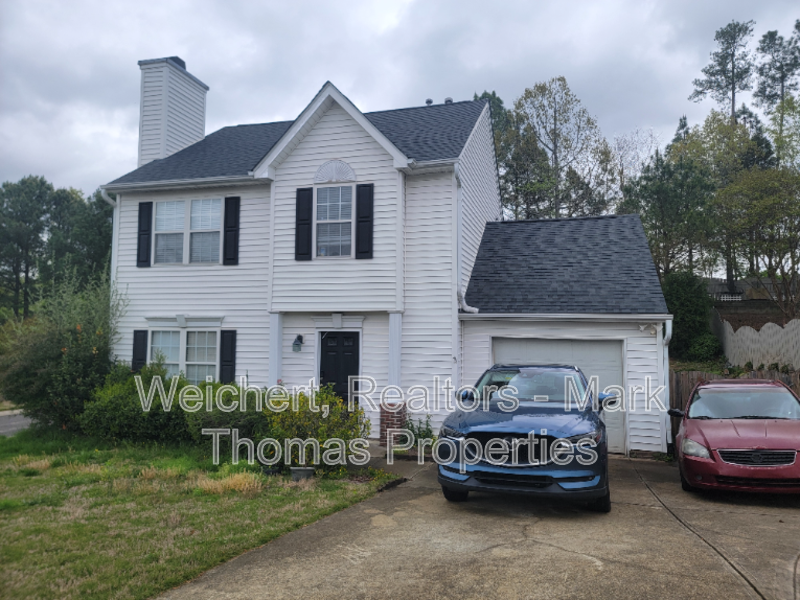 Durham House: 4901 Gaithers Pointe Dr