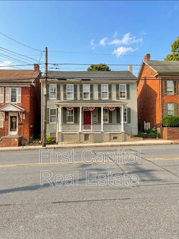 New Oxford House: 109 Hanover Street