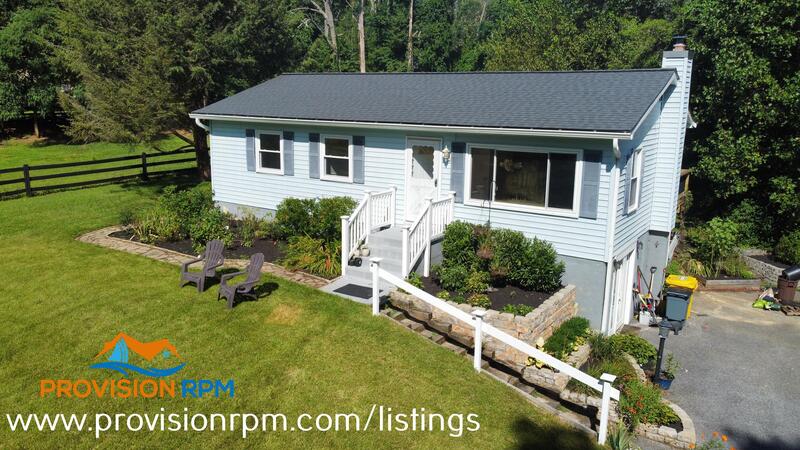 Arnold House: 982 Shore Acres Road