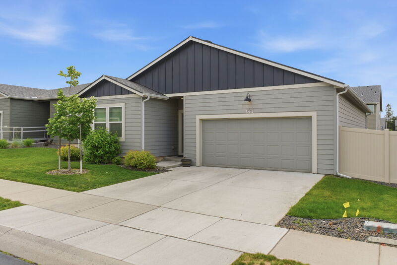 Spokane House: 5709 West Morgantown Lane