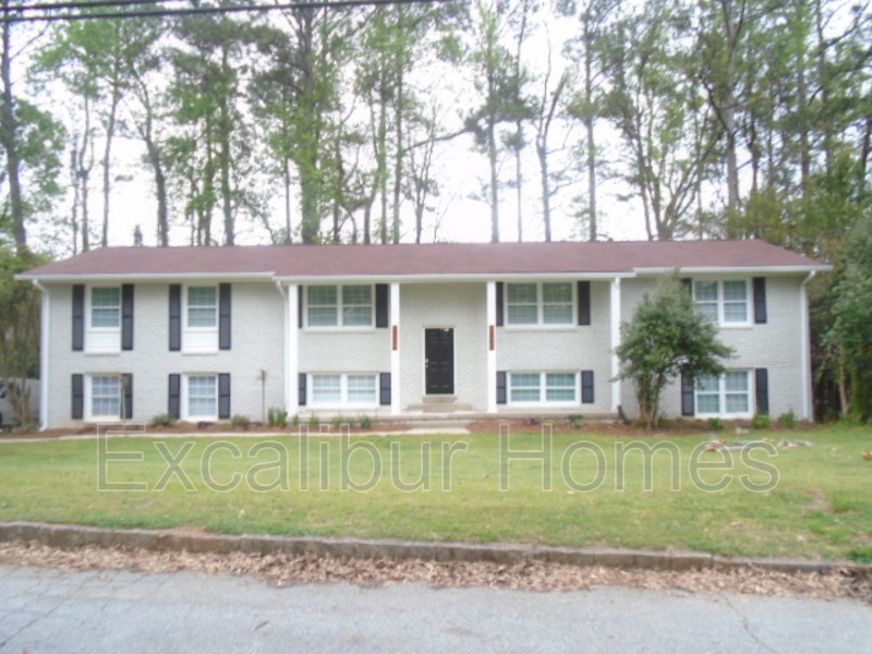 Atlanta House: 2364 Peachwood Cir NE