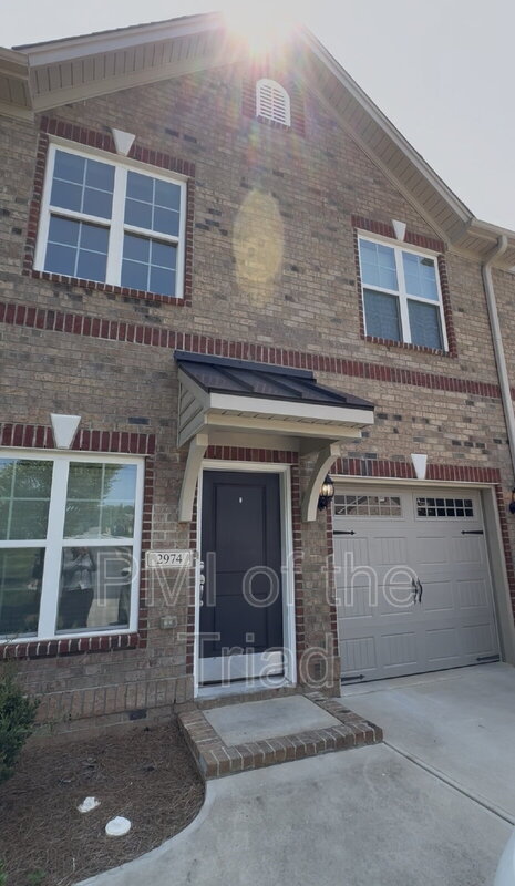 Walkertown Townhome: 2974 York Place Dr