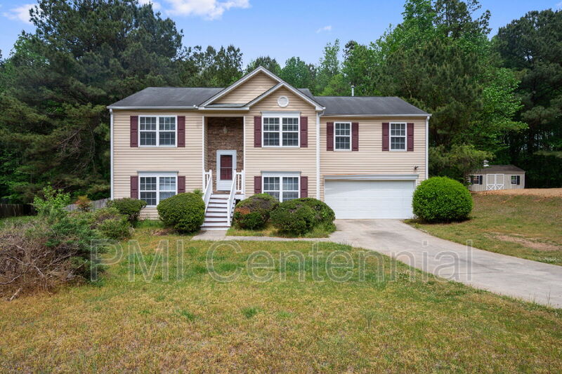 Powder Springs House: 57 Grandview Lane
