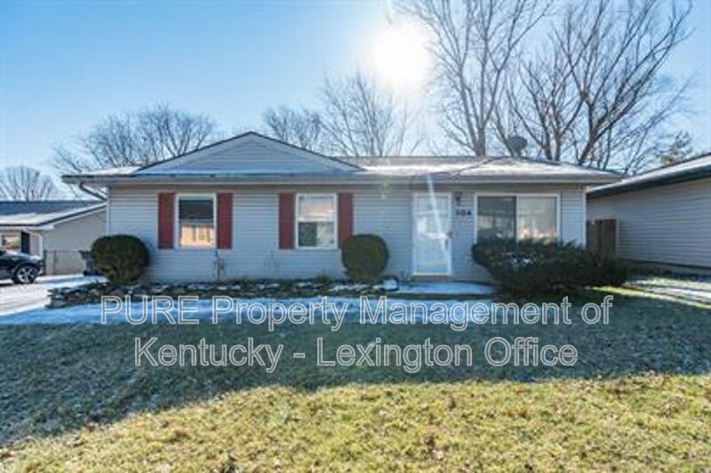 Lexington House: 304 Woodcross Place