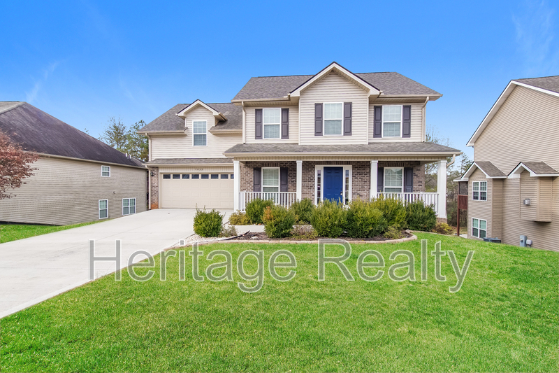 Maryville House: 1033 Ruscello Drive