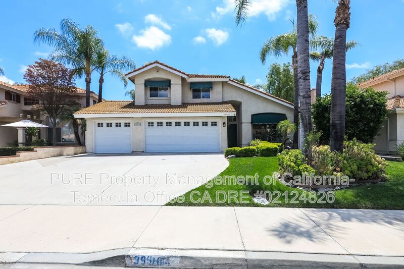 Murrieta House: 39564 Highbury Dr