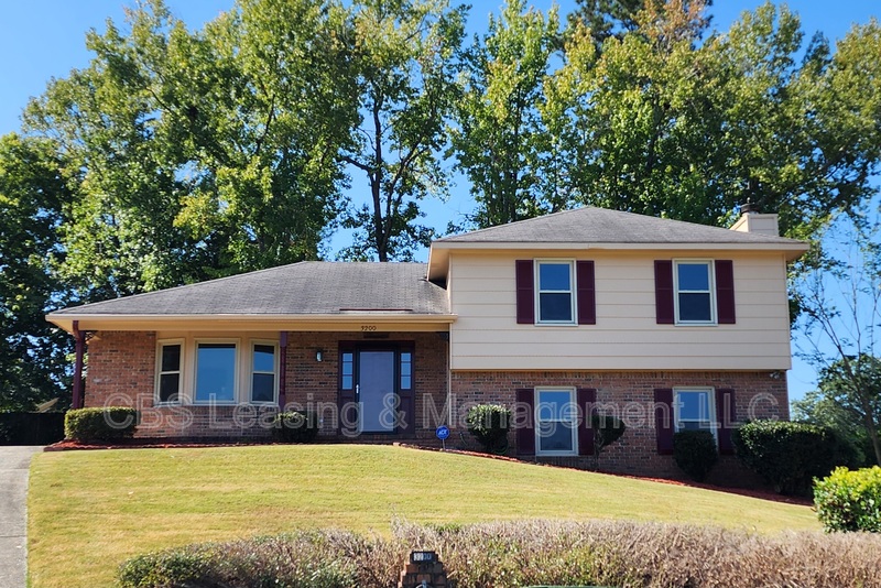 Columbus House: 3200 Archer Way