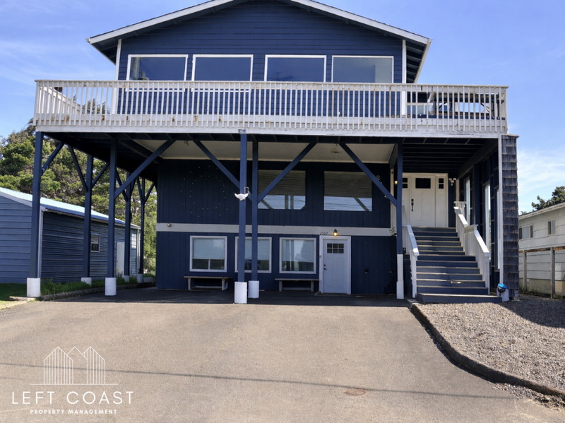 Lincoln City Condo: 2322 Northwest Inlet Avenue - 1