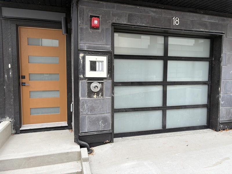 West Kelowna Townhome: 1980 Upper Sundance Dr