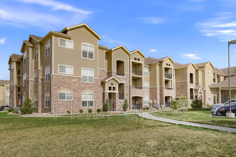 Parker Condo: 9185 Wilde Ln