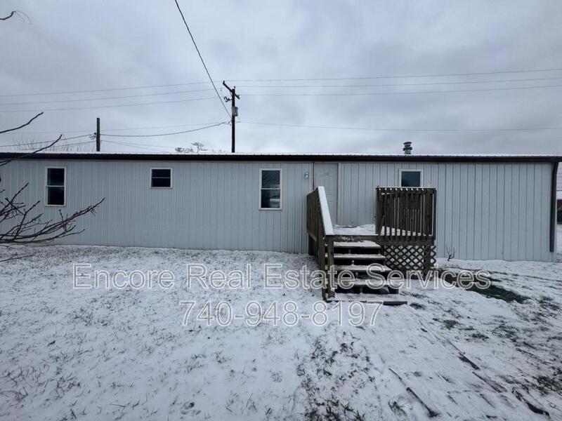 Utica House: 114 N Washington St