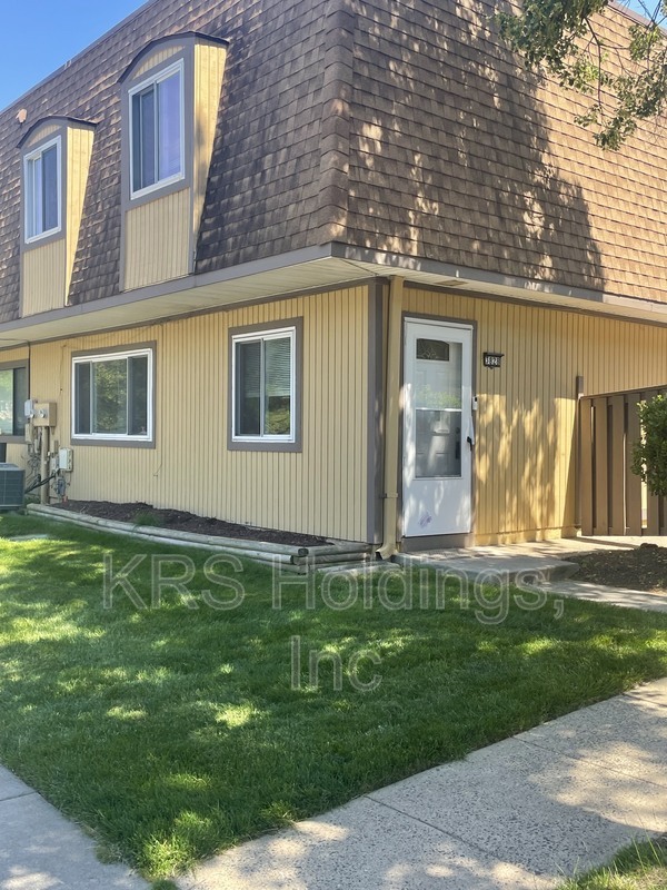 Alexandria Condo: 3828 Miramonte Place