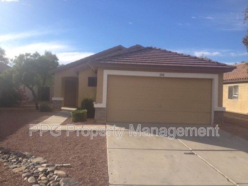 Surprise House: 14148 N 150th Ln