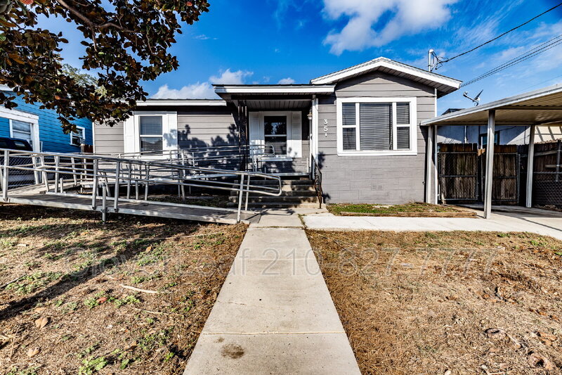 San Antonio House: 351 Allsup