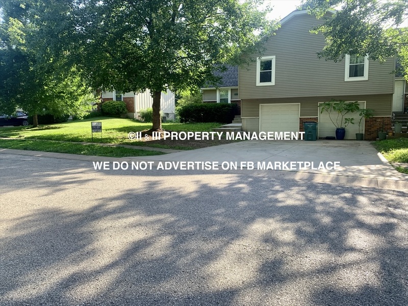 Overland Park House: 6102 Newton Street