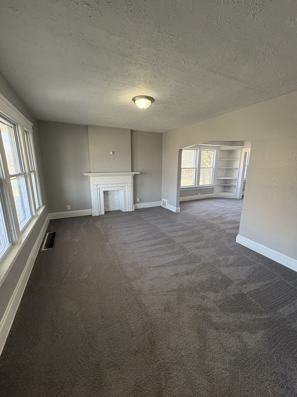 Cleveland Condo: 11008 Kinsman Road - Downstairs