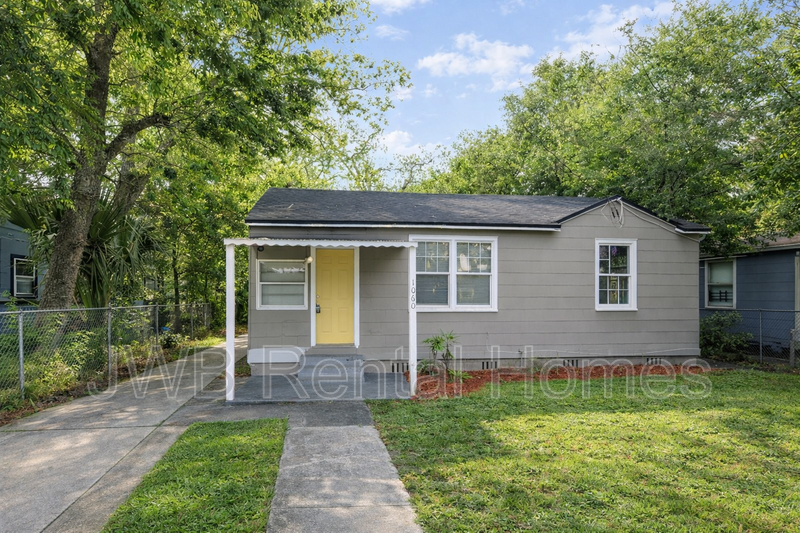 Jacksonville House: 1060 West 13th