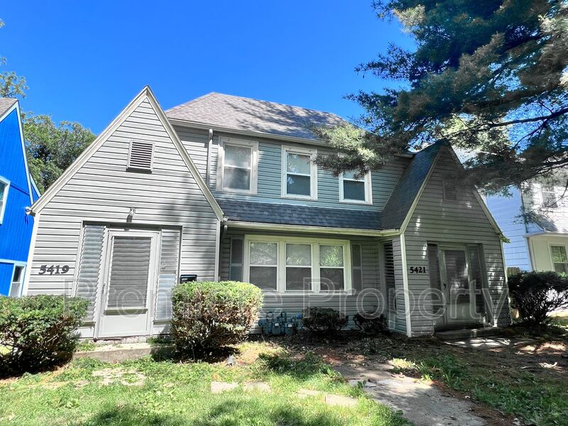 Kansas City Townhome: 5421 Paseo Blvd