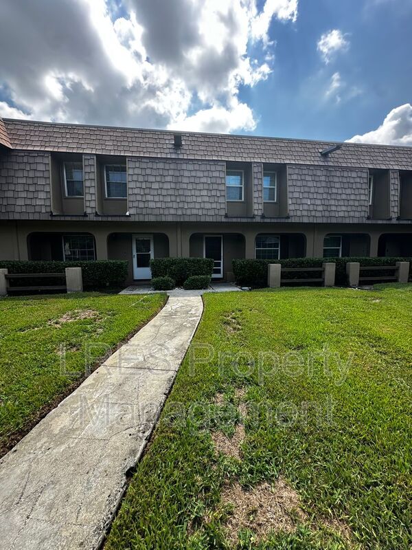 Orlando House: 3104 Harrison Ave.