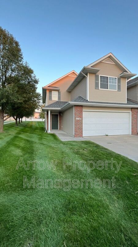 Lincoln Condo: 5788 Northwest 14th Street