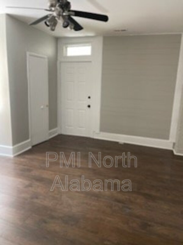 Decatur House: 1310 9th Ave SE