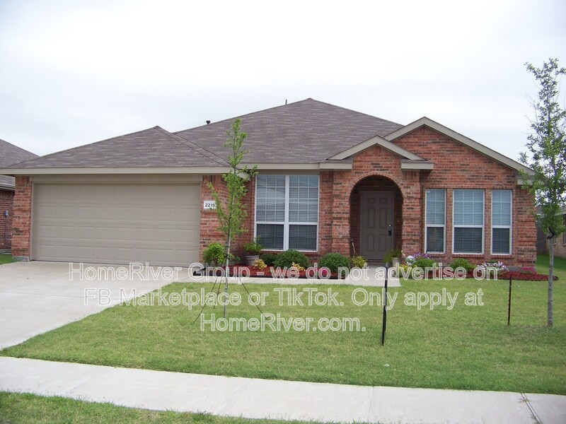 Forney House: 2215 Overton Dr