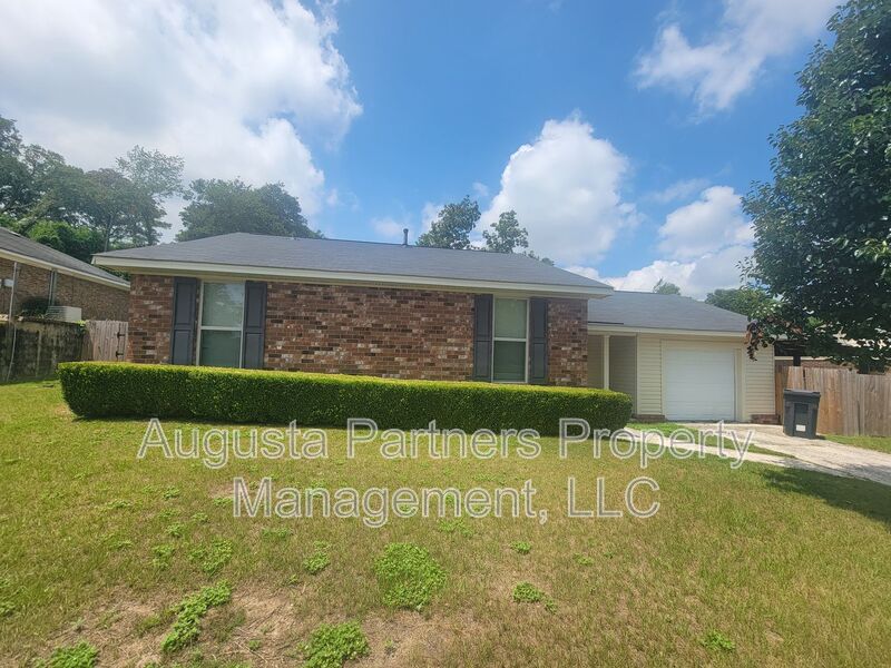 Hephzibah House: 3737 Woodcock Drive
