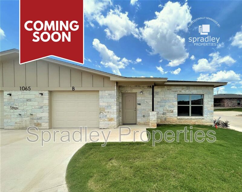 Belton Condo: 1065B Hibiscus Dr