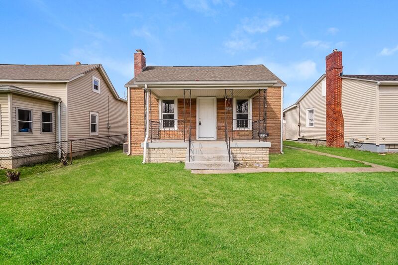 Columbus House: 833 Clardendon Avenue: Front and Back Houses