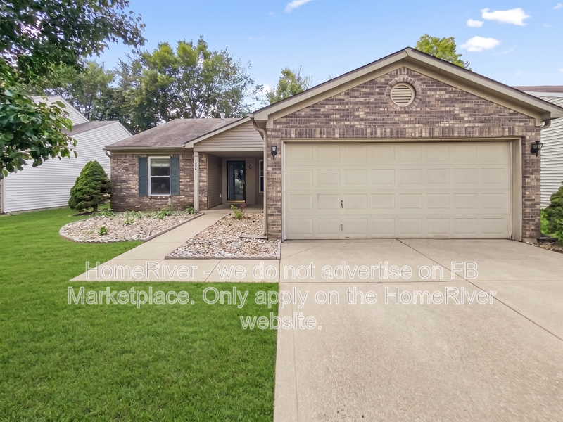 Indianapolis House: 1294 Castleford Ln