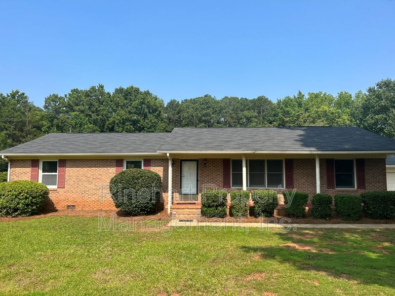 Rock Hill House: 760 Goudlock Road