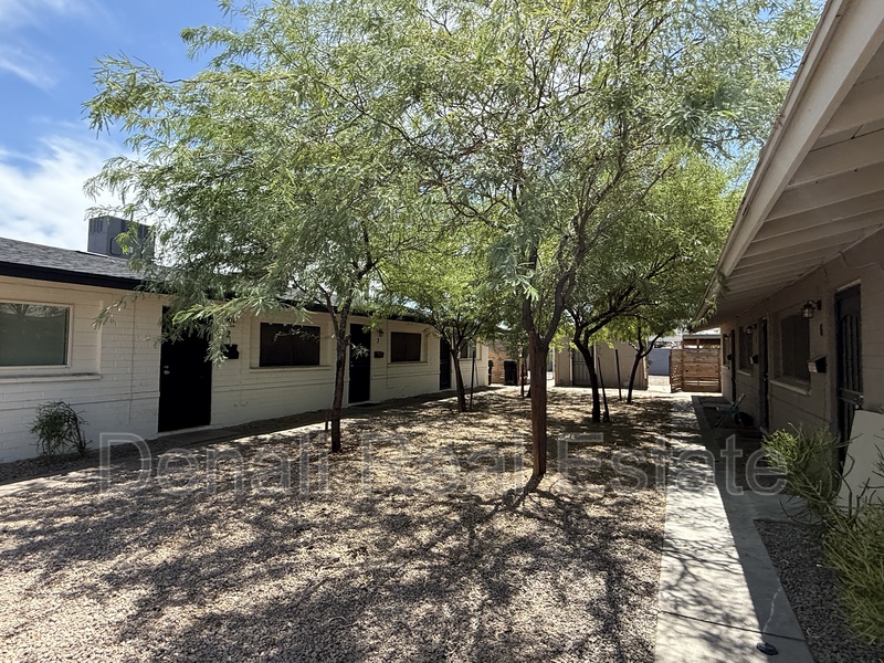 Phoenix Condo: 1625 W. Fillmore Street