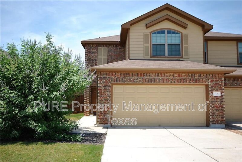 Hutto House: 1516 Muirfield Bend Dr