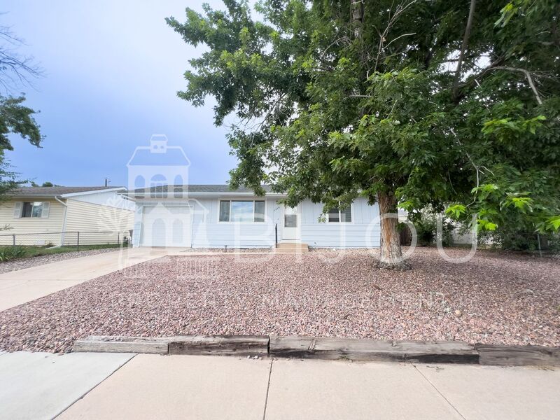 Colorado Springs House: 2206 E. Fountain Blvd