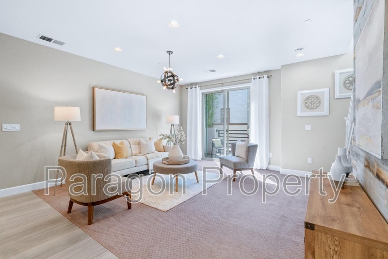 Santa Clara Condo: 2951 Via Roma Pl