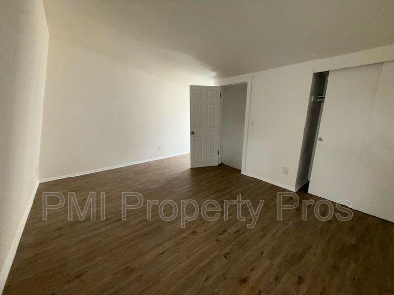 Milwaukee House: 9031A North 95th Street