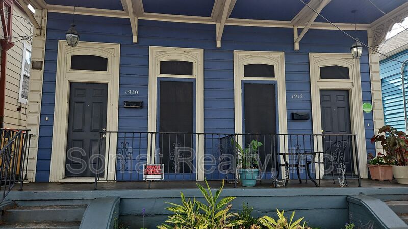New Orleans Condo: 1910 Elysian Fields Ave