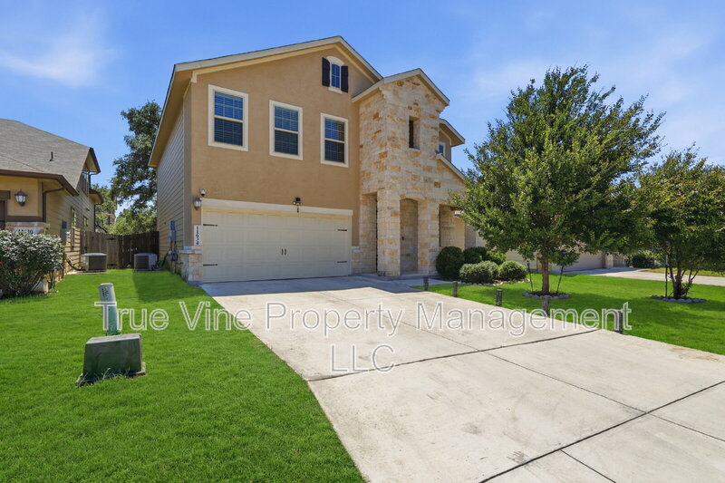 San Antonio House: 11634 Tribute Oaks