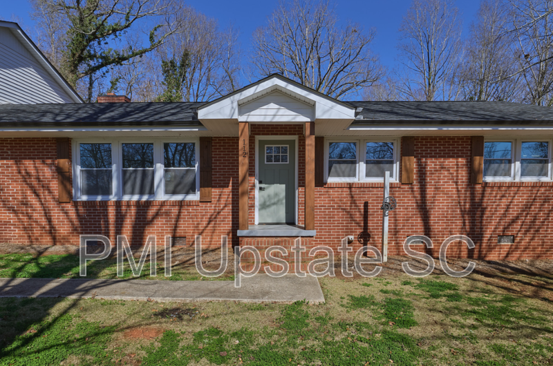 Seneca House: 112 Peterson Road