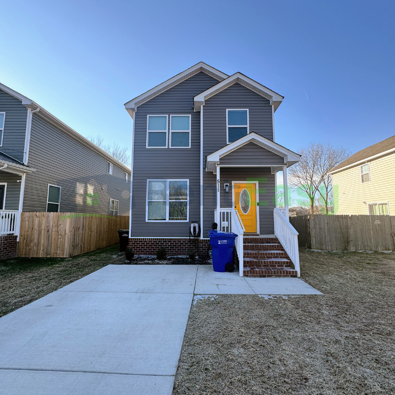 Suffolk House: 511 Mason Avenue