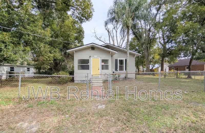 Jacksonville House: 853 Detroit St